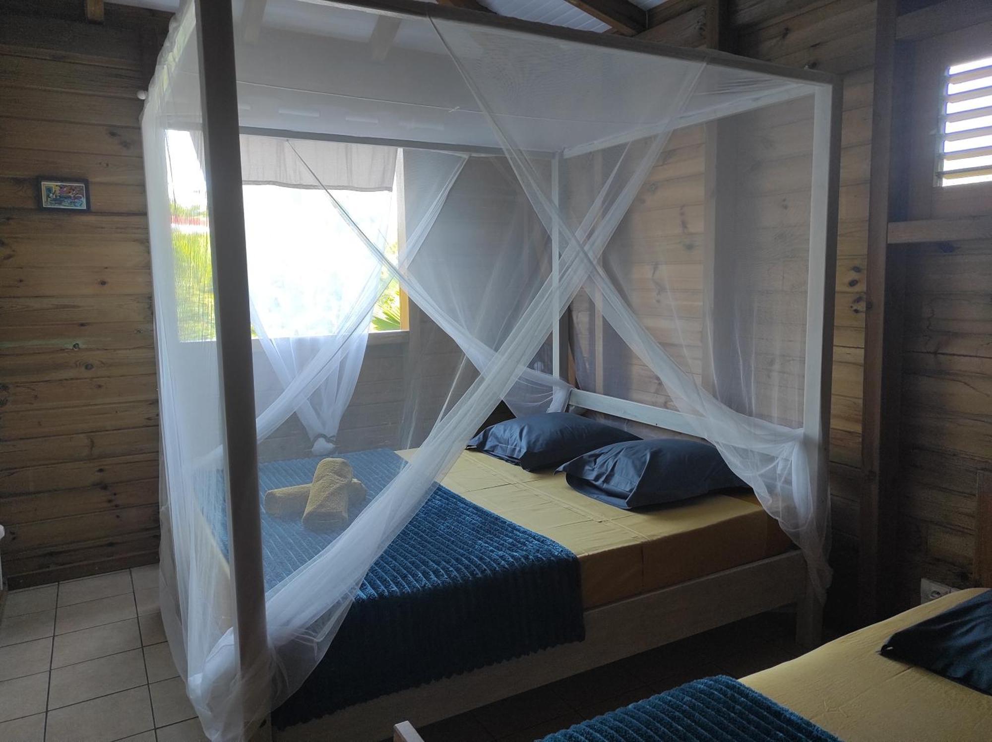 Le Tri Haut De Bellevue - Bungalow Heliconia Pointe-Noire Extérieur photo