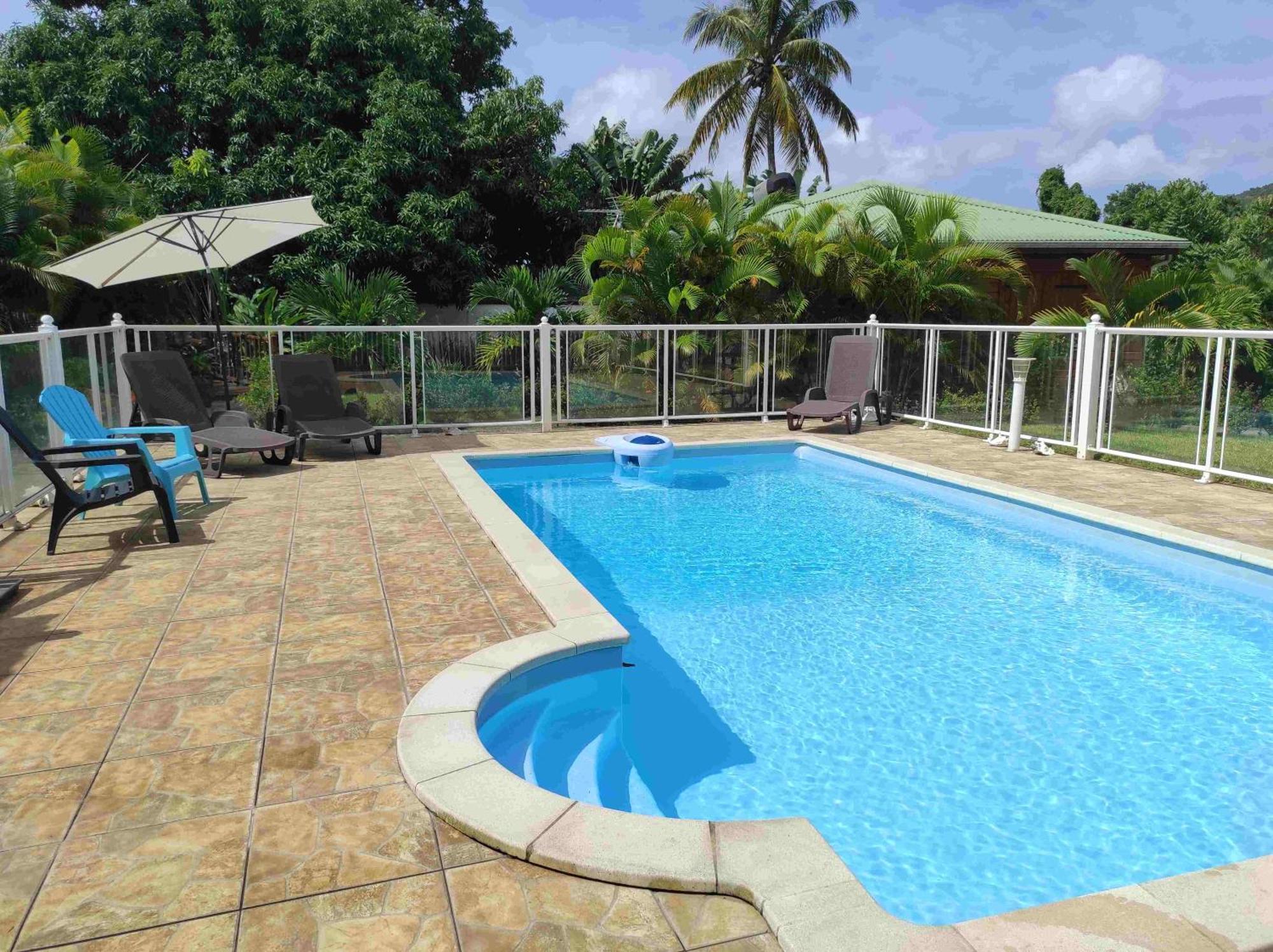 Le Tri Haut De Bellevue - Bungalow Heliconia Pointe-Noire Extérieur photo